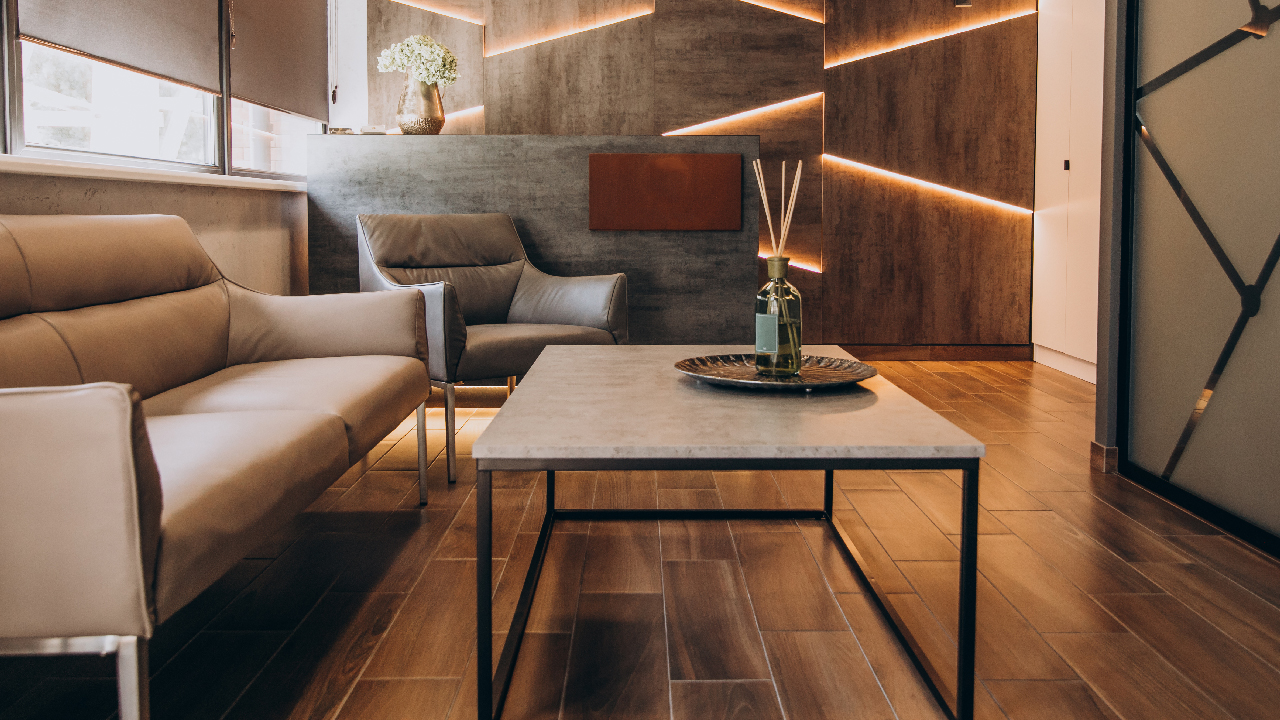 diseño de interior con muebles metalicos